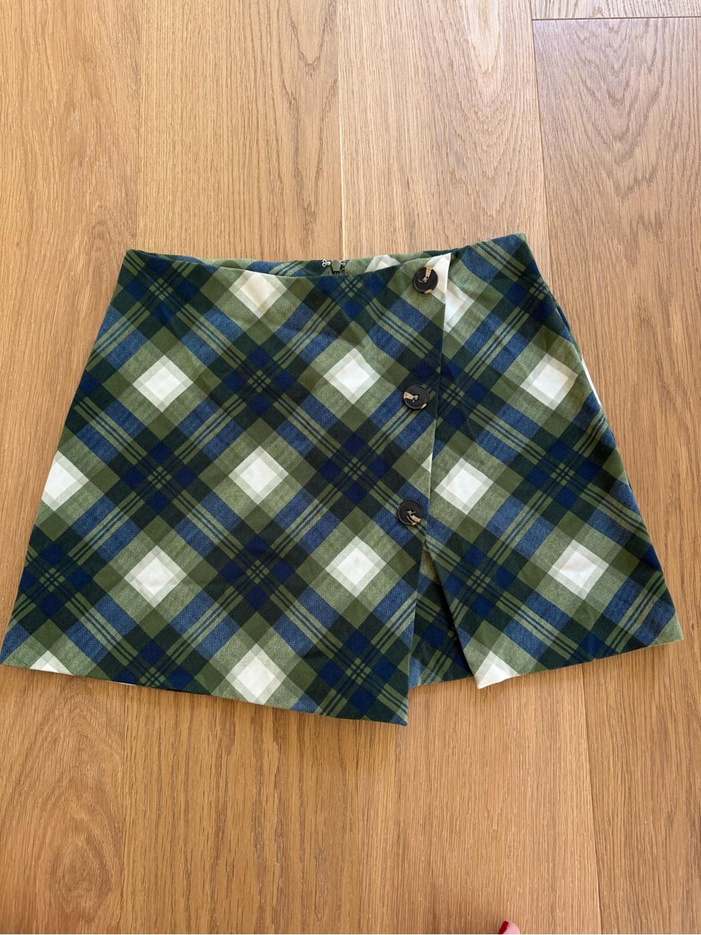 WeWoreWhat Revolve Green Plaid Button-Front Women’s Skort Medium